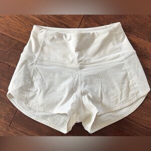 Lululemon Speed Up Shorts 2.5”